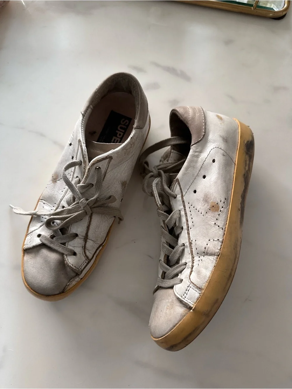 GOLDEN GOOSE SUPERSTAR White Leather w/light grey back size 37